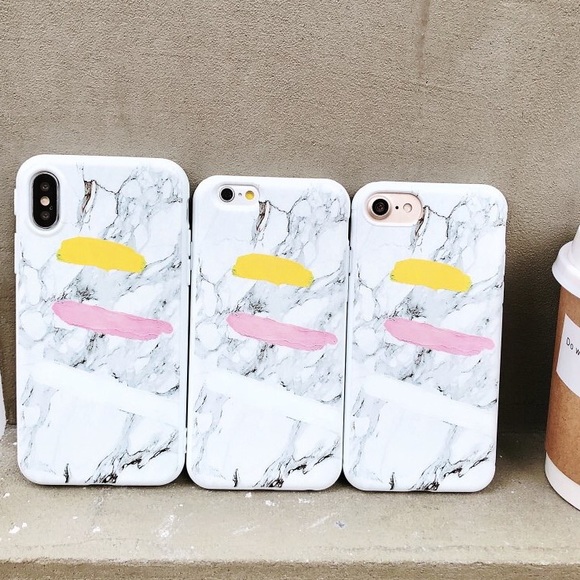 iPhone XR Painted Marble Case - Picture 3 of 6